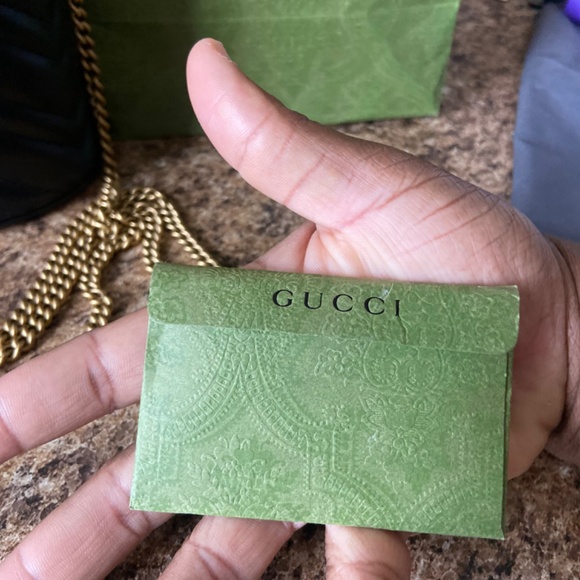 Gucci Marmont Bucket Bag - Picture 5 of 9